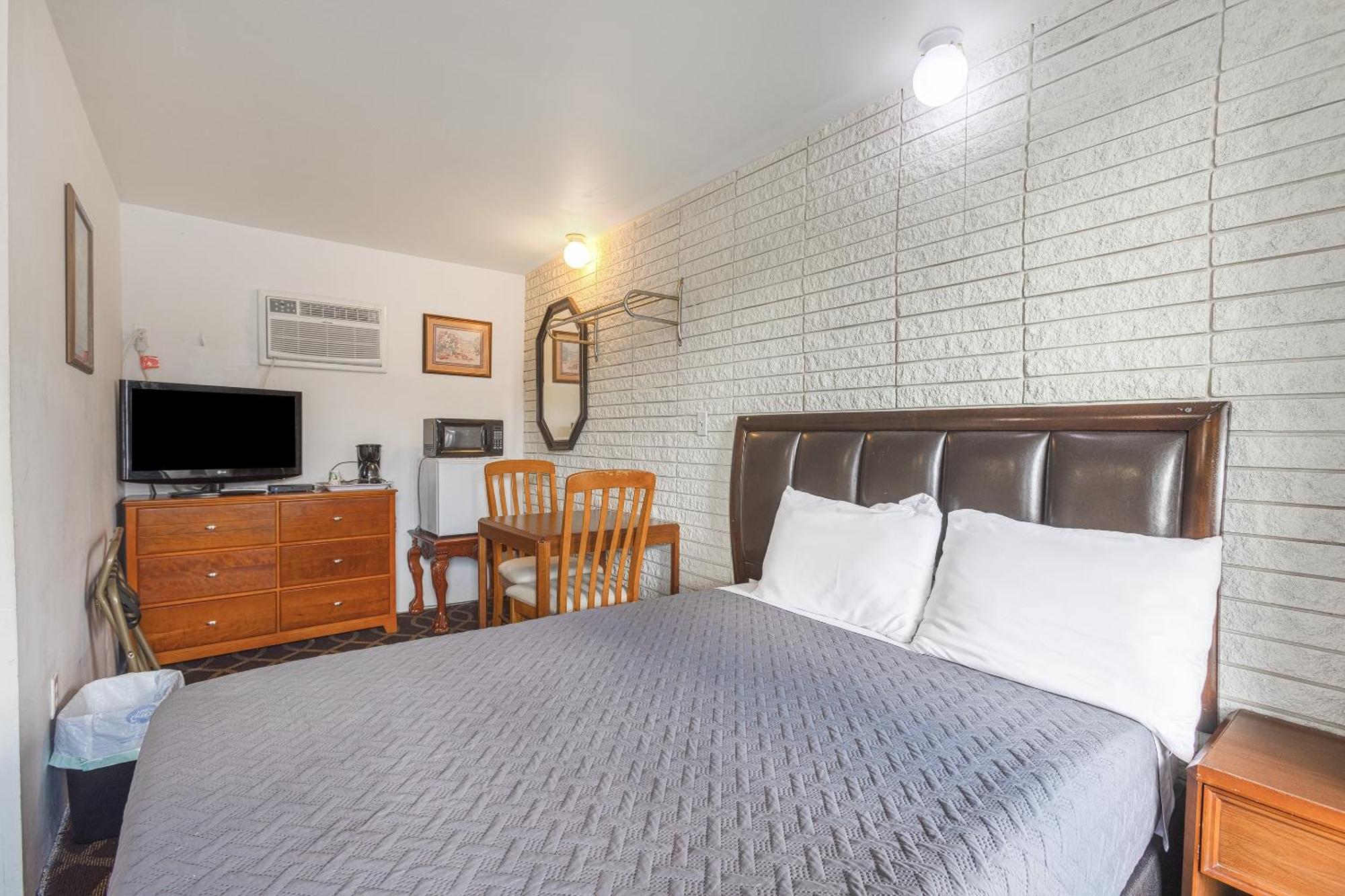 Sonrise Inn Lincoln Hwy By Oyo Breezewood Eksteriør billede