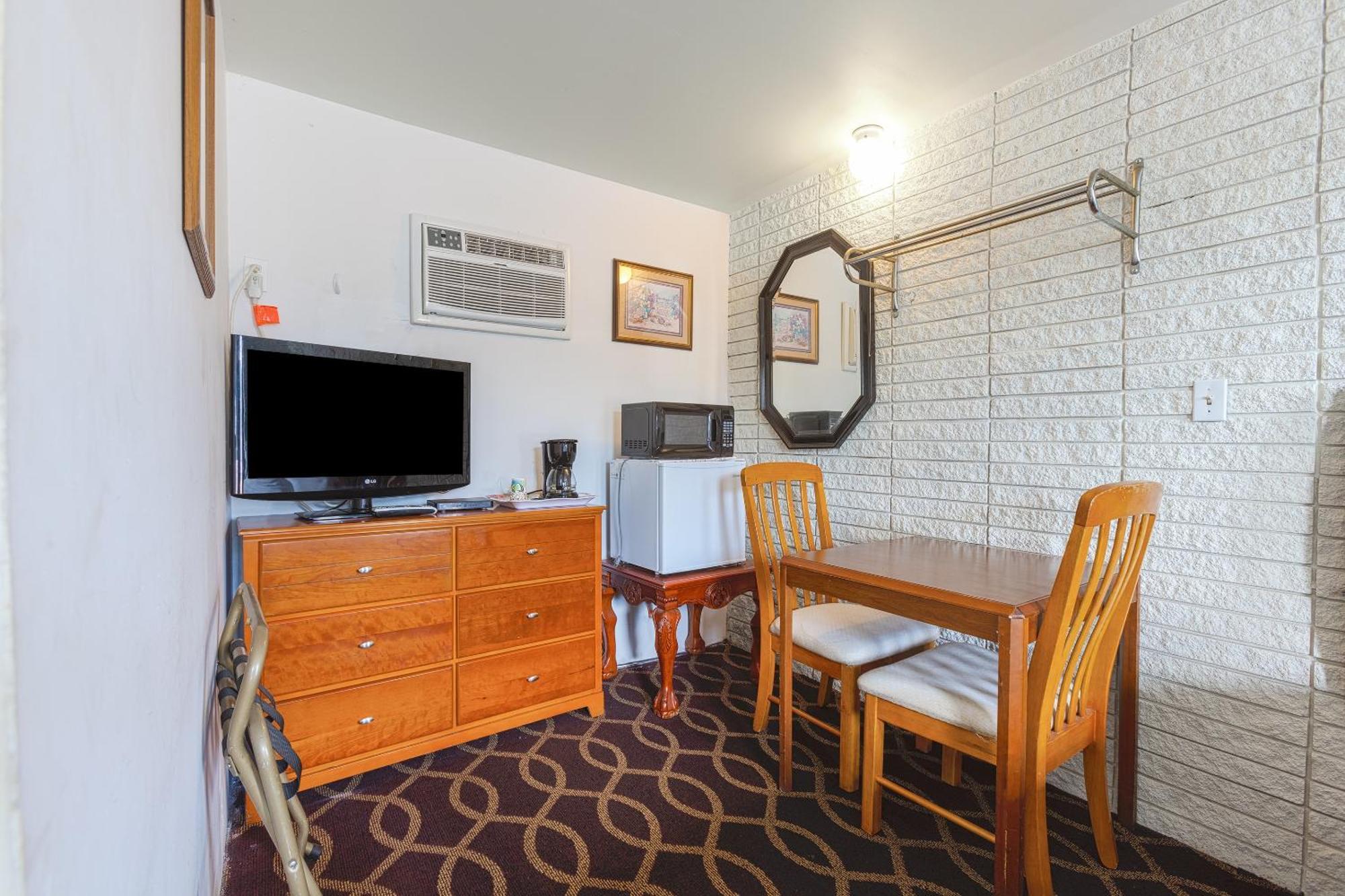 Sonrise Inn Lincoln Hwy By Oyo Breezewood Eksteriør billede