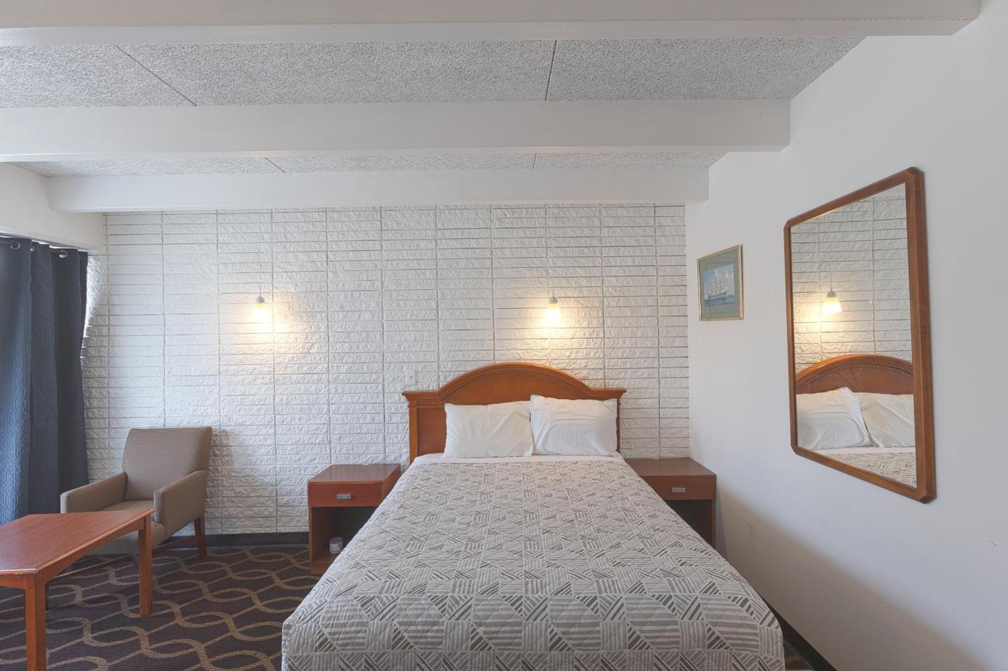 Sonrise Inn Lincoln Hwy By Oyo Breezewood Eksteriør billede